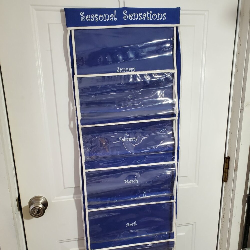 Willabee & Ward Seasonal Sensations 12-month bags holder